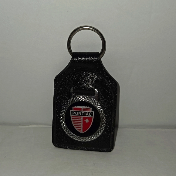 NEW VINTAGE PONTIAC GM KEY RING KEY FOB - Picture 1 of 4